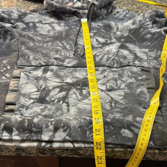 Zumba Fitness Black & Gray Tie-Dye Hoodie Sweatshirt - Picture 9 of 12